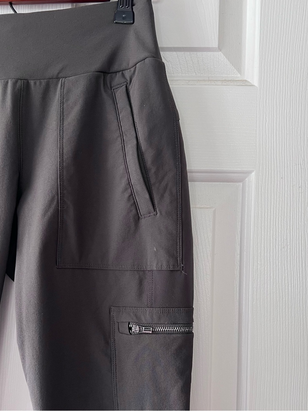 Athleta Cargo Performance Pants Olive Green - Picture 7 of 8
